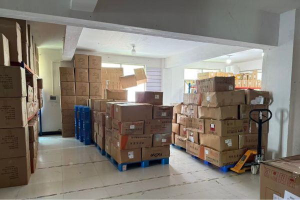 holasourcing warehouse ready to pack goods section